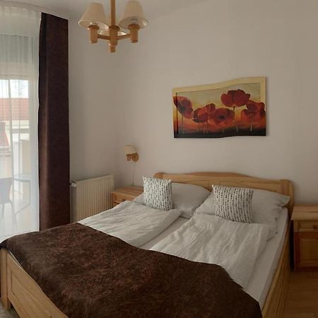 Konig Apartman Iii. Hévíz Εξωτερικό φωτογραφία
